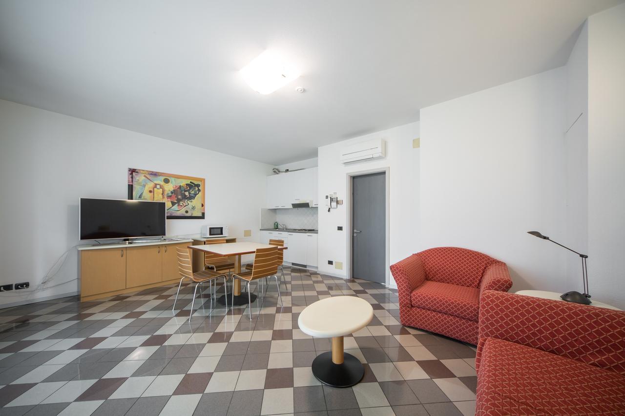 Aparthotel Piazzi House Sondrio Exterior foto
